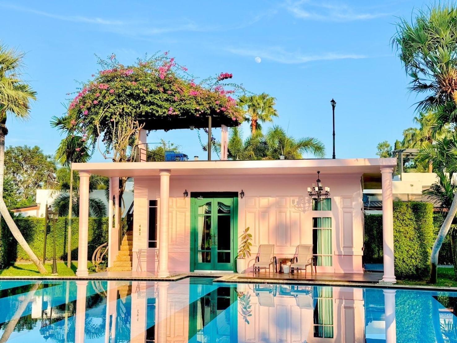 The Sea-Cret Garden Hua Hin Hotel Buitenkant foto