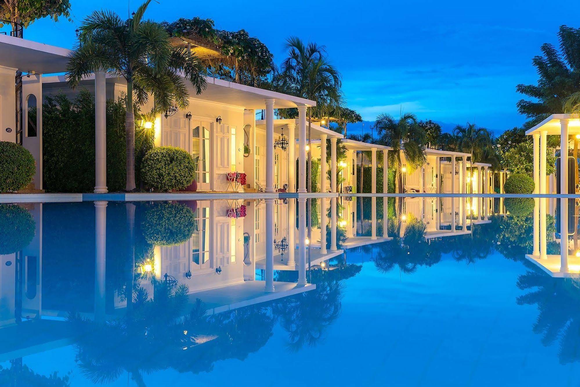 The Sea-Cret Garden Hua Hin Hotel Buitenkant foto
